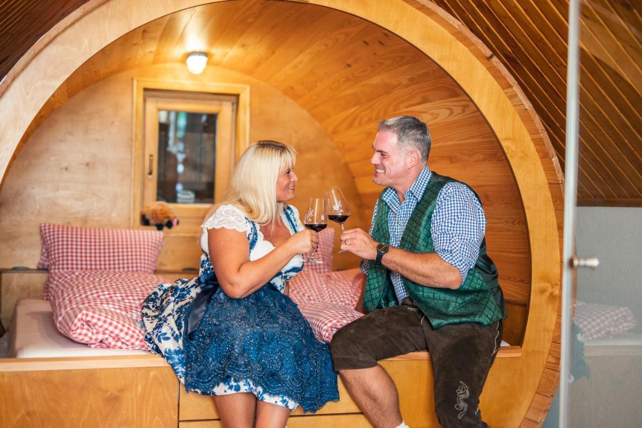 Hotel Winzerhof Kuessler - Weinviertel Stillfried Zewnętrze zdjęcie